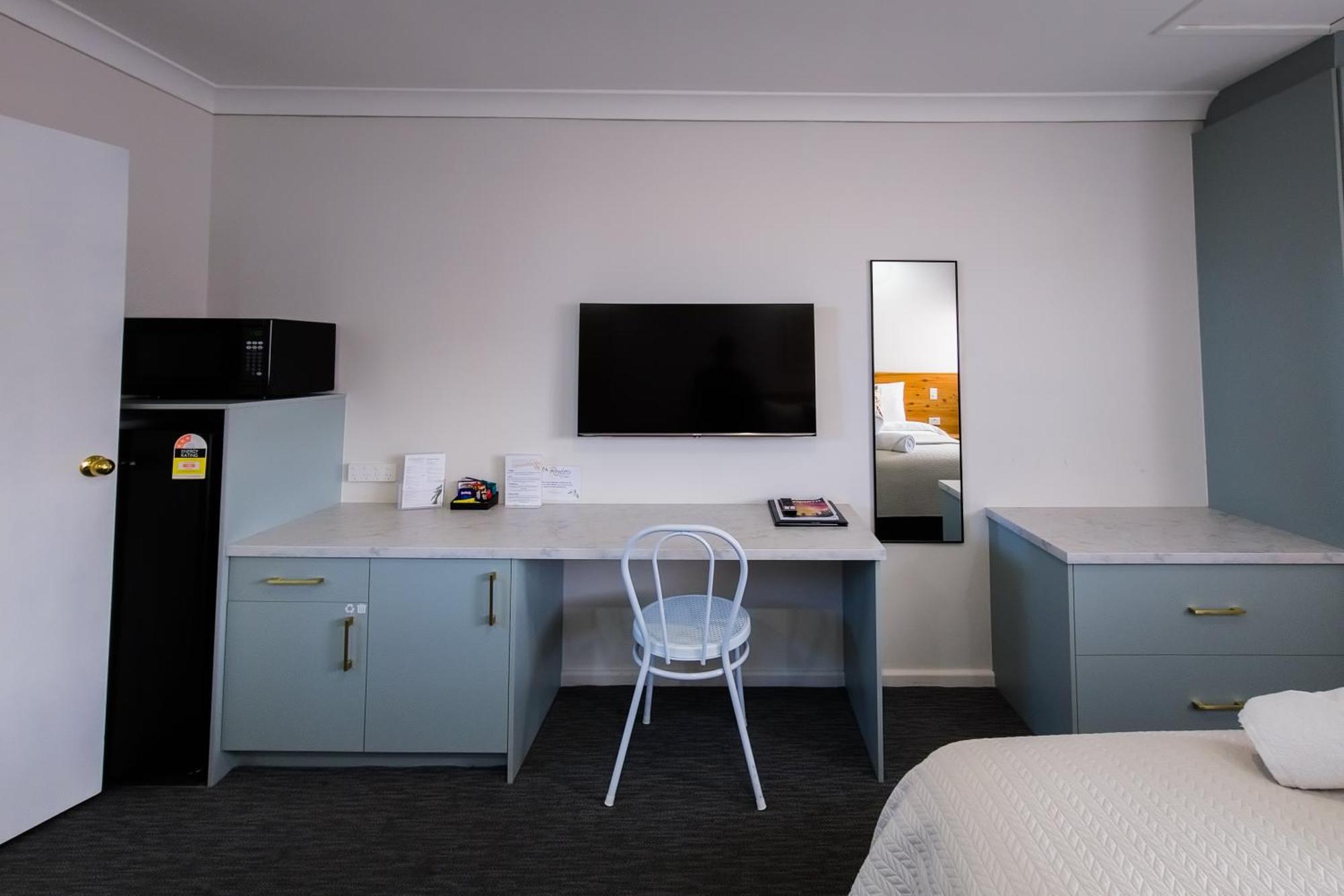 Roydons Motor Inn Tamworth Exteriör bild