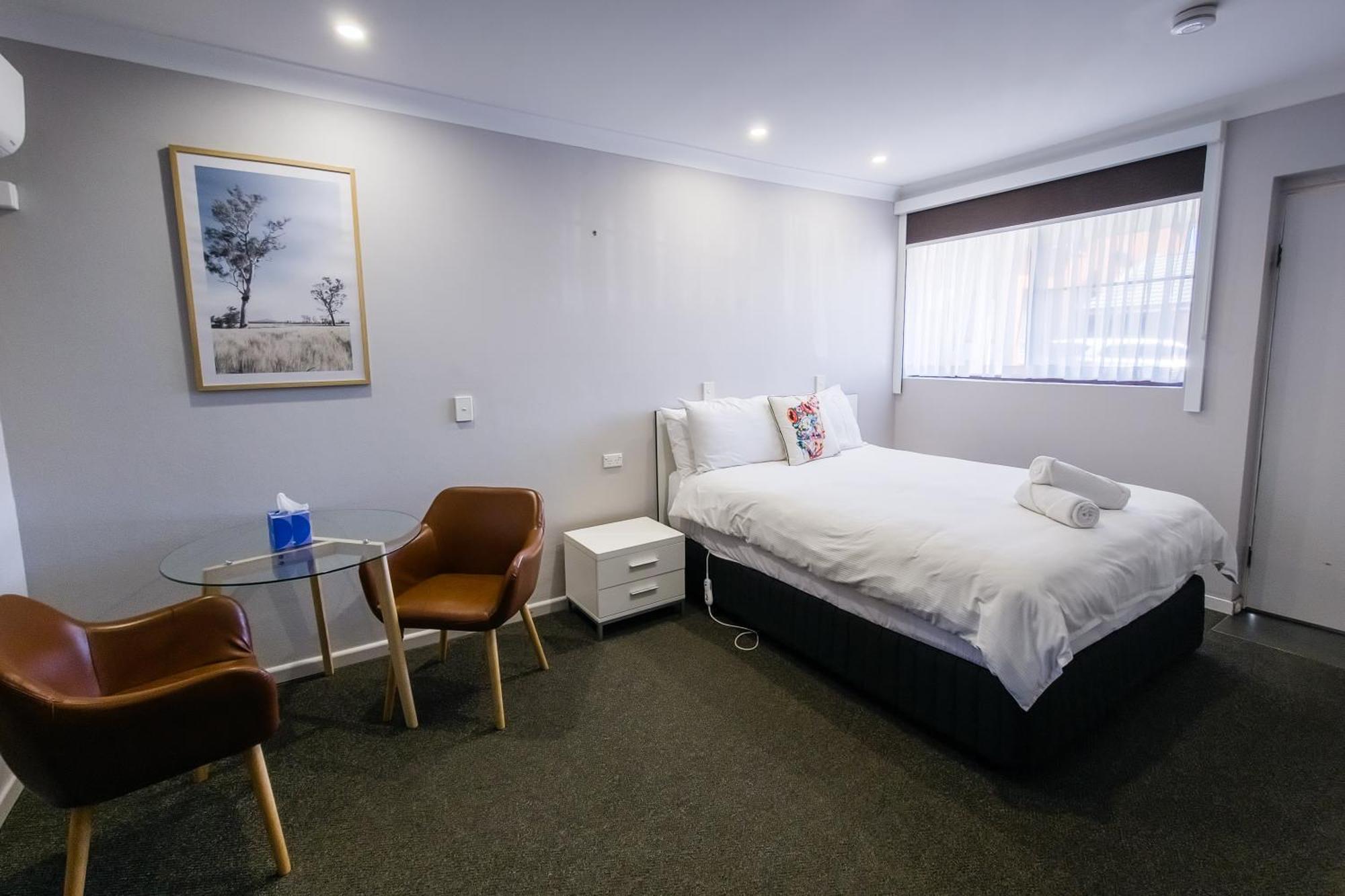 Roydons Motor Inn Tamworth Exteriör bild