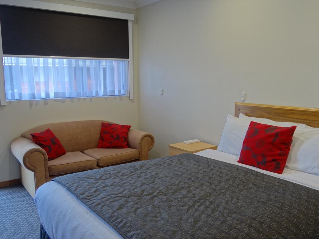 Roydons Motor Inn Tamworth Exteriör bild